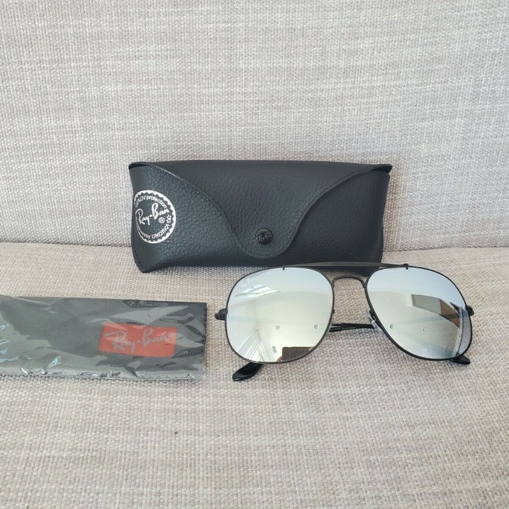Ray Ban Aviator Sunglasses RB3561 002/9U Black Frames Silver Flash Lens 57MM
